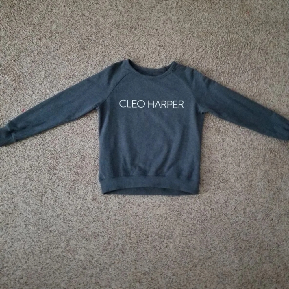 Cleo Harper x SG Kingston sweatshirt xs